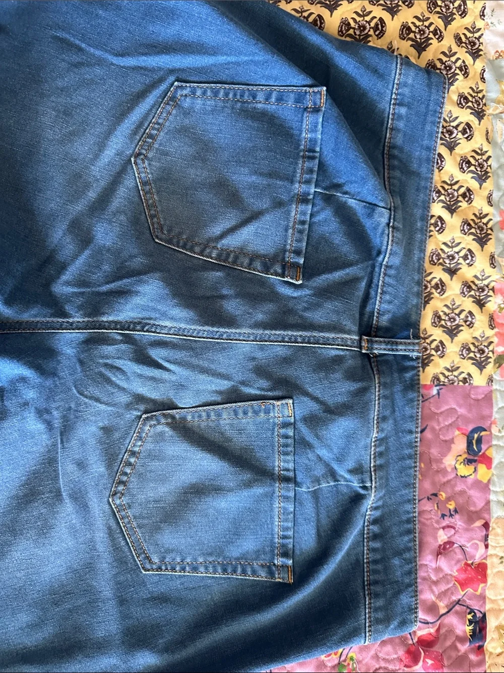 torrid High-Rise Wide-Leg Cropped Jeans in Medium Blue - Picture 7 of 8